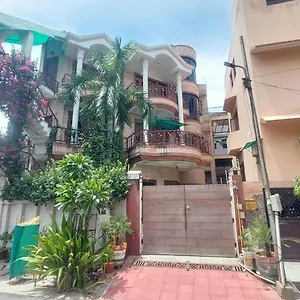 N Agra Tājganj