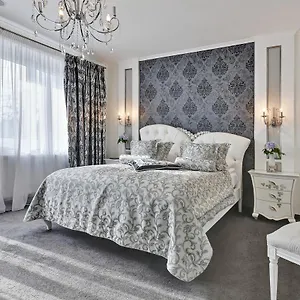 Wellness & Boutique Pod Lipkami 4* Prag